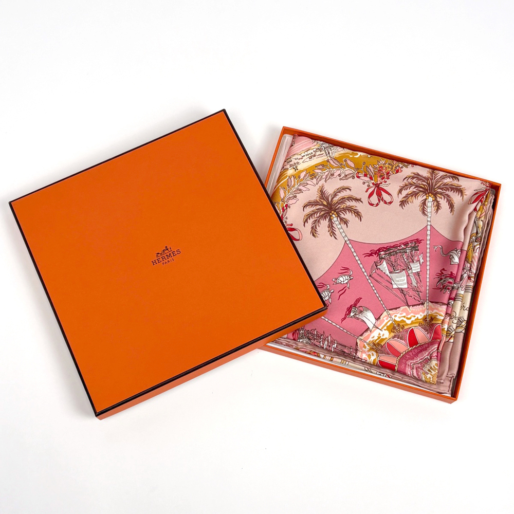 HERMES Pink Silk Scarf - Picture 4 of 4